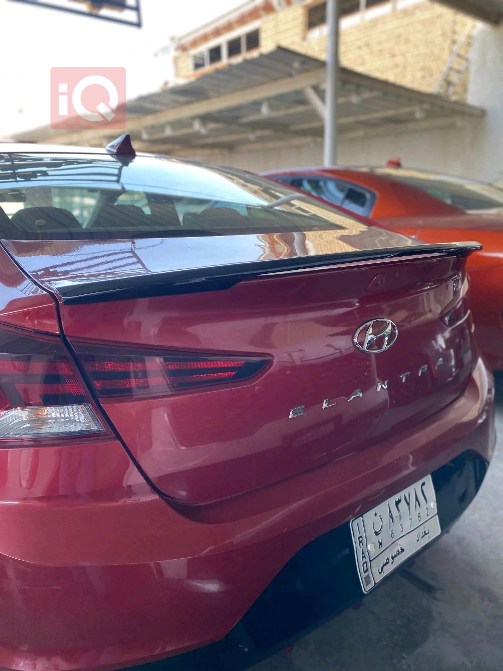 هیوندای ئەلەنترا